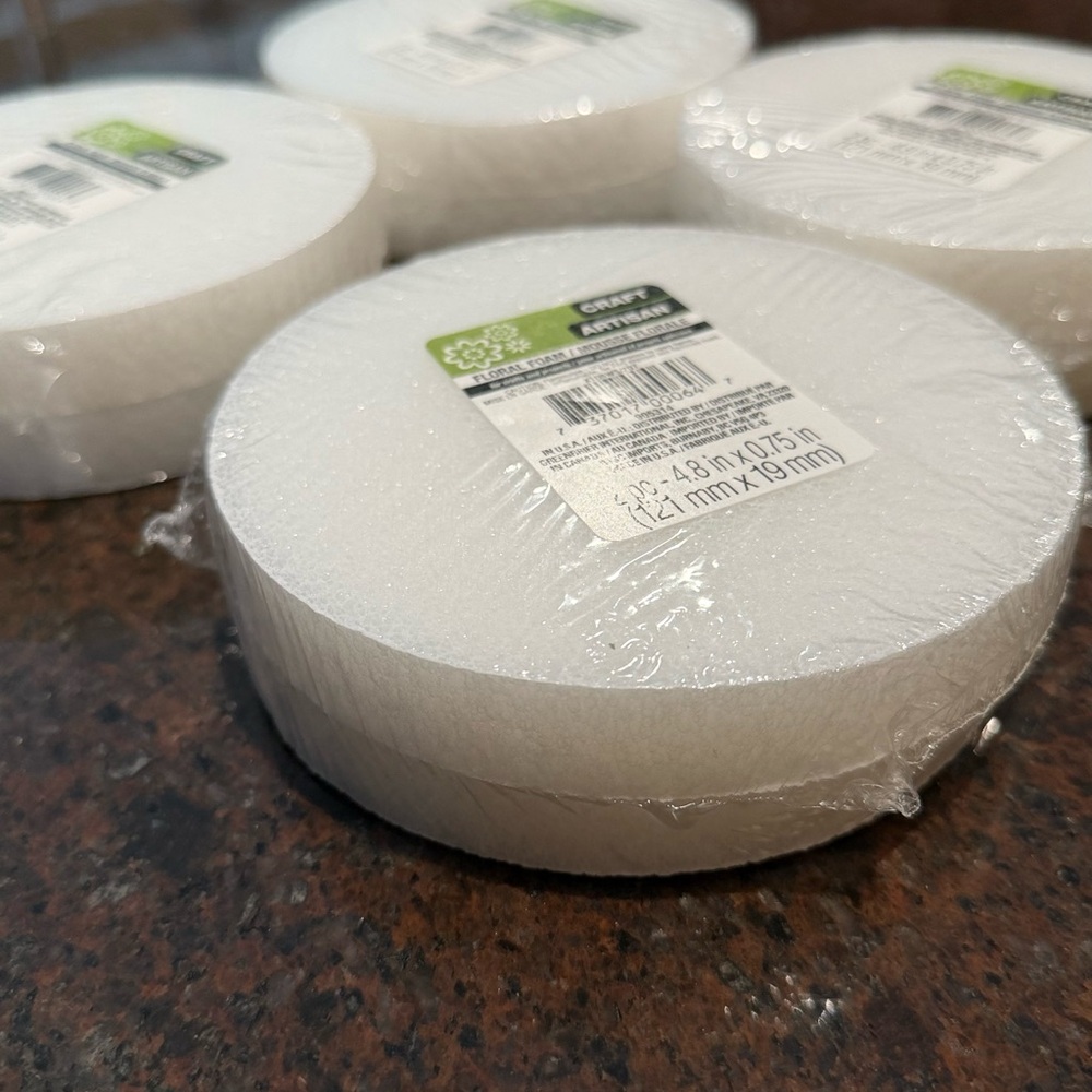 White Round Floral Foam Discs - 8